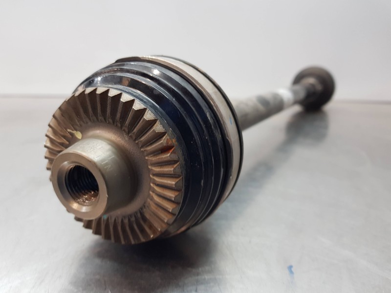 Recambio de transmision trasera derecha para bmw serie 3 berlina (g20) sport referencia OEM IAM 33208681954  