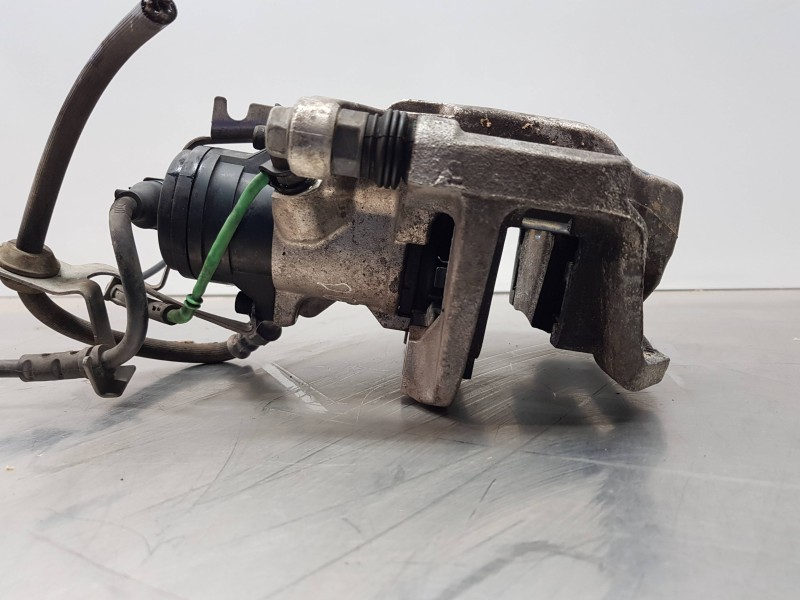 Recambio de pinza freno trasera derecha para bmw serie 3 berlina (g20) sport referencia OEM IAM 34208836838 34208832470 
