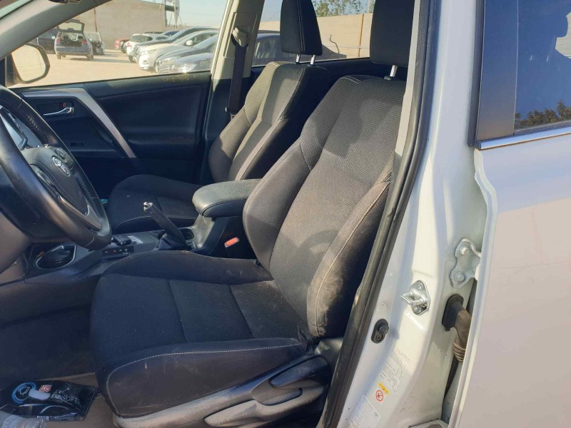 toyota rav 4 del año 2018