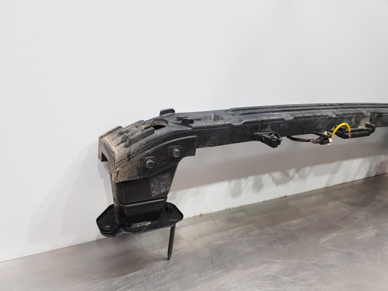 Recambio de refuerzo paragolpes trasero para hyundai kona suv referencia OEM IAM 86631J9100  