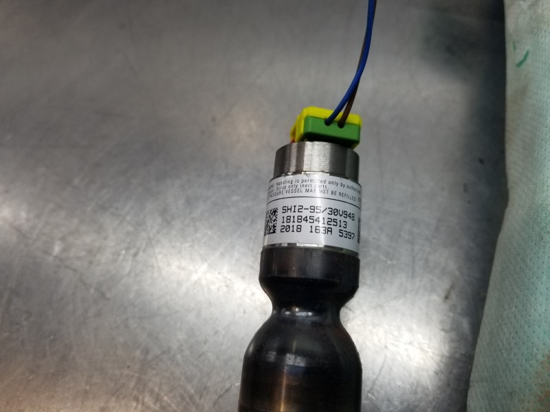 Recambio de airbag cortina delantero izquierdo para hyundai kona suv referencia OEM IAM 80410J9500  