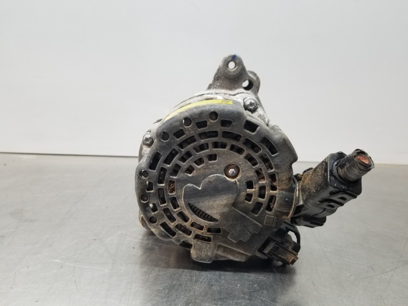 Recambio de alternador para hyundai kona suv referencia OEM IAM 3730004950  