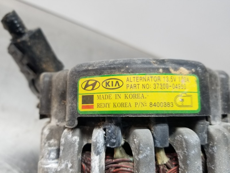 Recambio de alternador para hyundai kona suv referencia OEM IAM 3730004950  