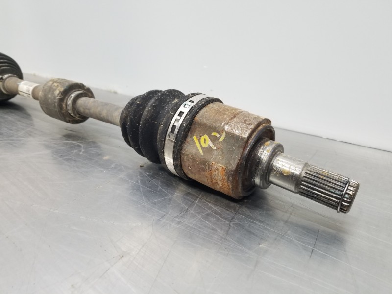 Recambio de transmision delantera izquierda para hyundai kona suv referencia OEM IAM 49500J9000  