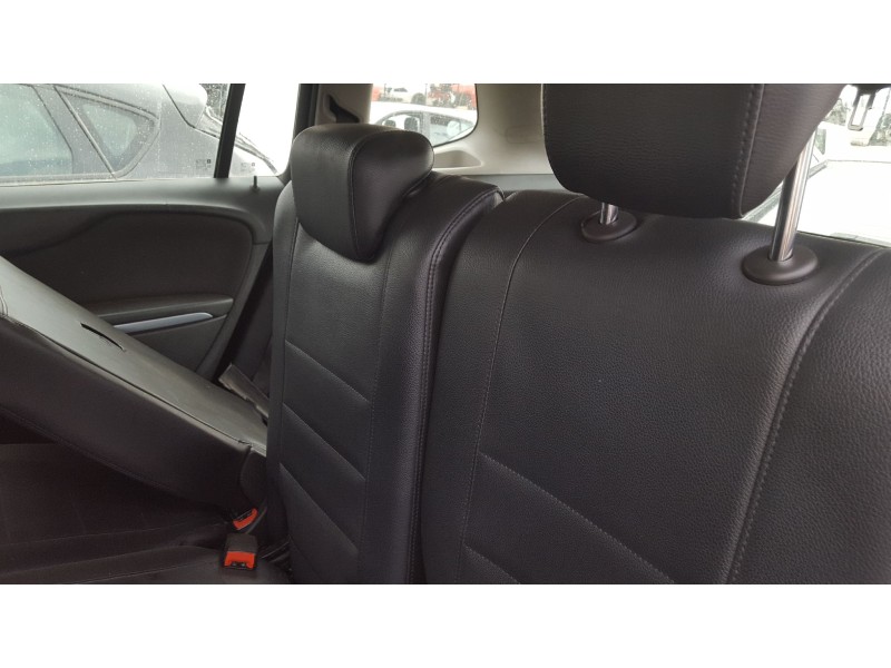 opel zafira tourer del año 2014