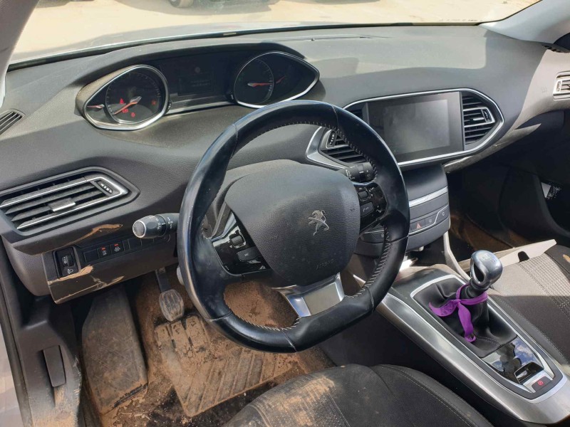 peugeot 308 del año 2019