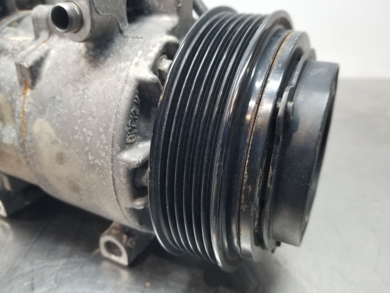 Recambio de compresor aire acondicionado para hyundai kona suv referencia OEM IAM 97701J9100  