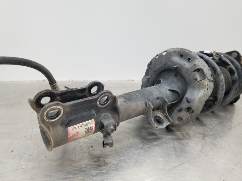 Recambio de amortiguador delantero izquierdo para hyundai kona suv referencia OEM IAM 54651J9000  