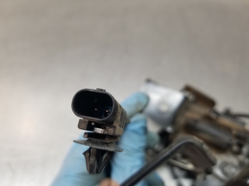 Recambio de cerradura capot para hyundai kona suv referencia OEM IAM 81130J9000  