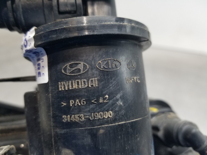 Recambio de filtro carbono activo para hyundai kona suv referencia OEM IAM 31410J9000 31453J9000 