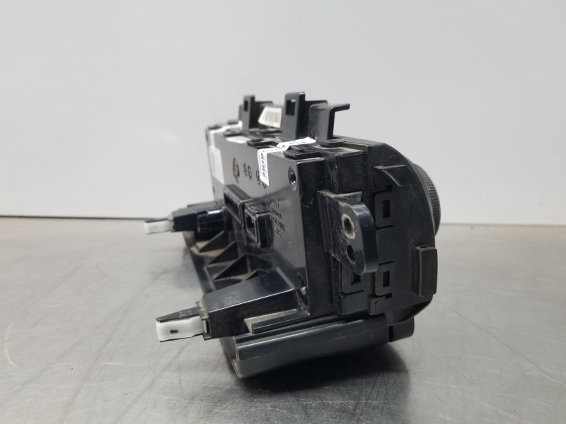 Recambio de mando climatizador para hyundai kona suv referencia OEM IAM 97250J9370TMT C200367820 97250J9370