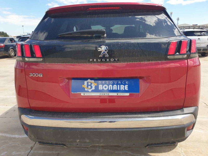 peugeot 3008 del año 2018