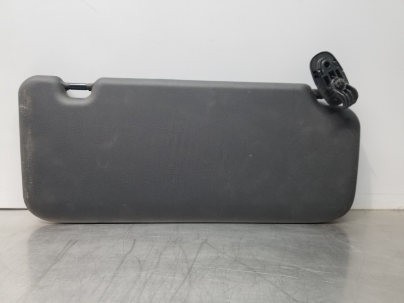 Recambio de parasol izquierdo para hyundai kona suv referencia OEM IAM 85210J9210TRY  