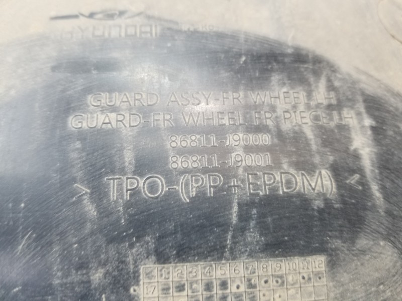 Recambio de paso rueda para hyundai kona suv referencia OEM IAM 86811J9000  