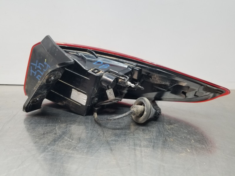 Recambio de piloto trasero izquierdo para hyundai kona suv referencia OEM IAM 92401J9000  