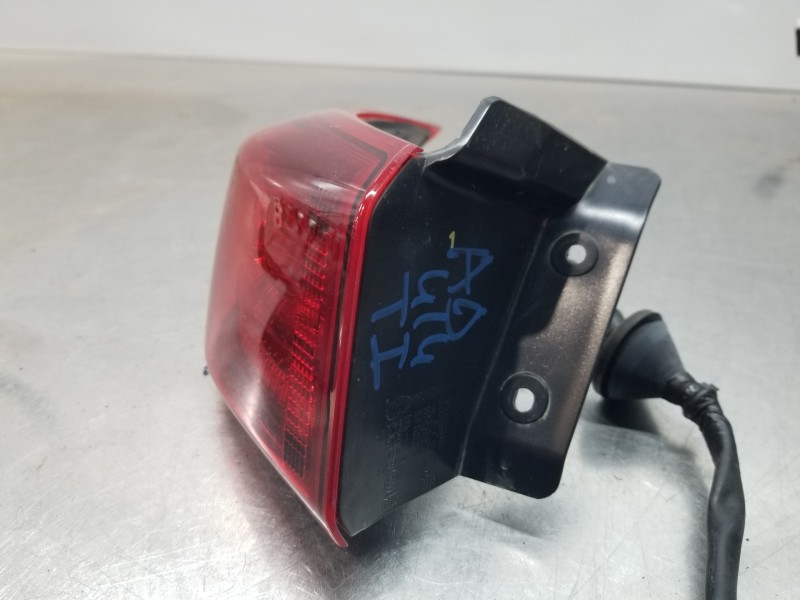 Recambio de piloto trasero izquierdo para hyundai kona suv referencia OEM IAM 92401J9000  