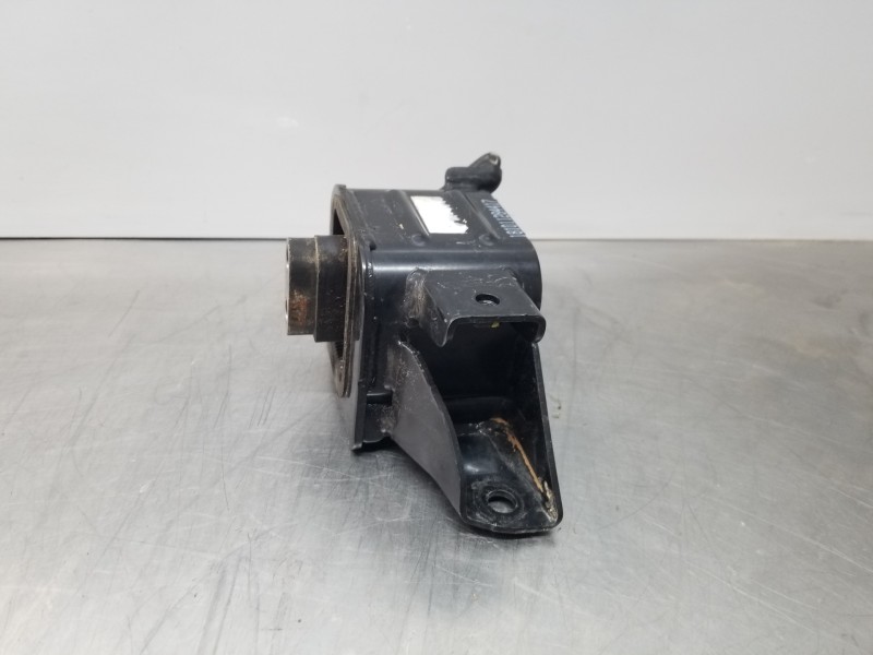 Recambio de soporte motor izquierdo para hyundai kona suv referencia OEM IAM 21824F2000  