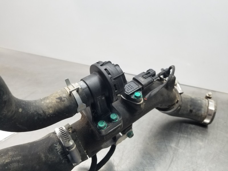 Recambio de tubo presion turbocompresor para hyundai kona suv referencia OEM IAM 2828704550 2828604560 