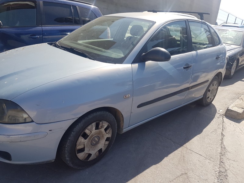 seat ibiza (6l1) del año 2004