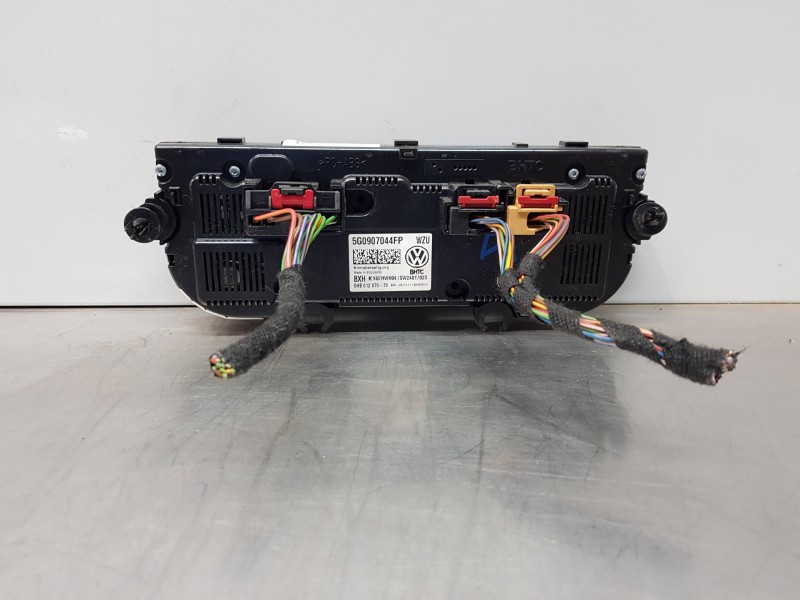 Recambio de mando calefaccion / aire acondicionado para volkswagen golf vii lim. (bq1) bluemotion referencia OEM IAM 5G0907044FP