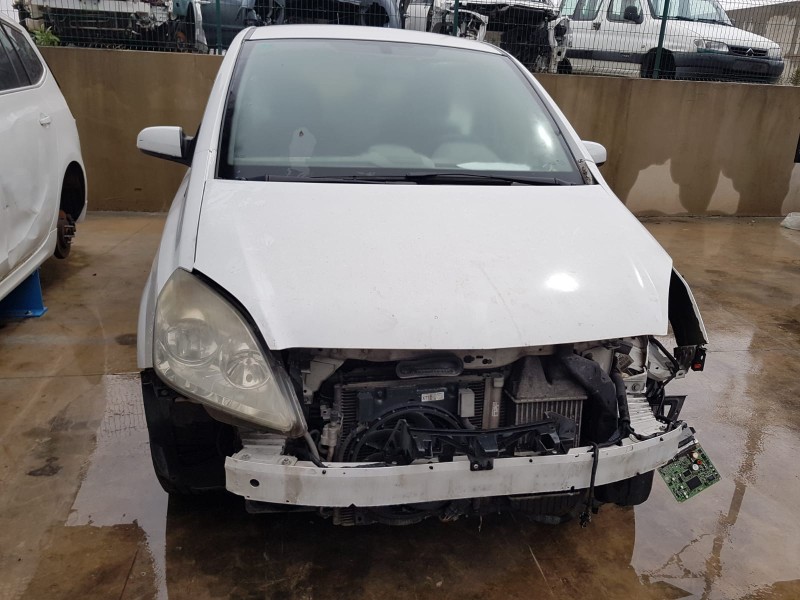 opel zafira b del año 2009