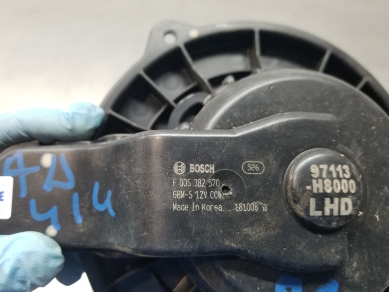 Recambio de motor calefaccion para hyundai kona suv referencia OEM IAM 97113H8000 F00S3B2570 