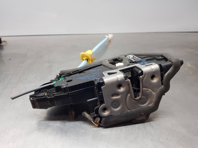 Recambio de cerradura puerta delantera derecha para bmw serie 3 berlina (g20) sport referencia OEM IAM 51217445044 7445044 