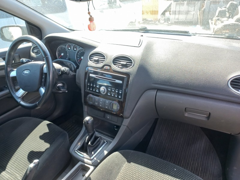 ford focus berlina (cap) del año 2006