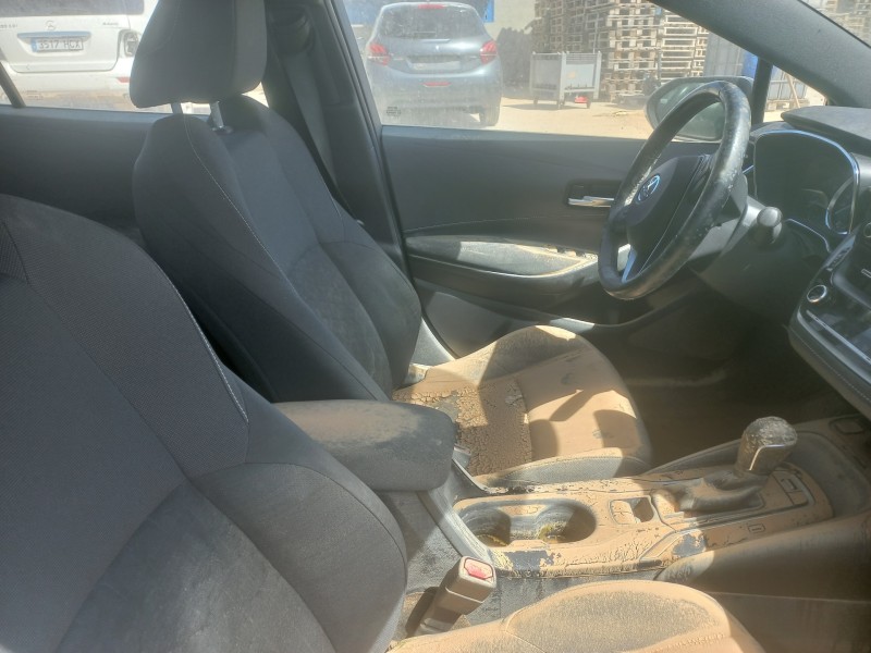 toyota corolla touring sports (e21) del año 2024