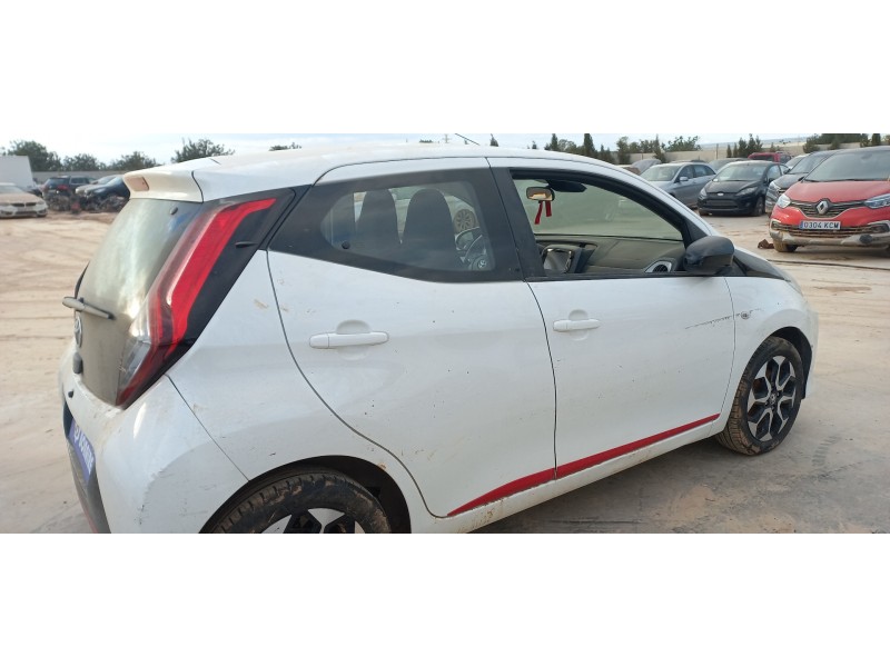 toyota aygo del año 2021