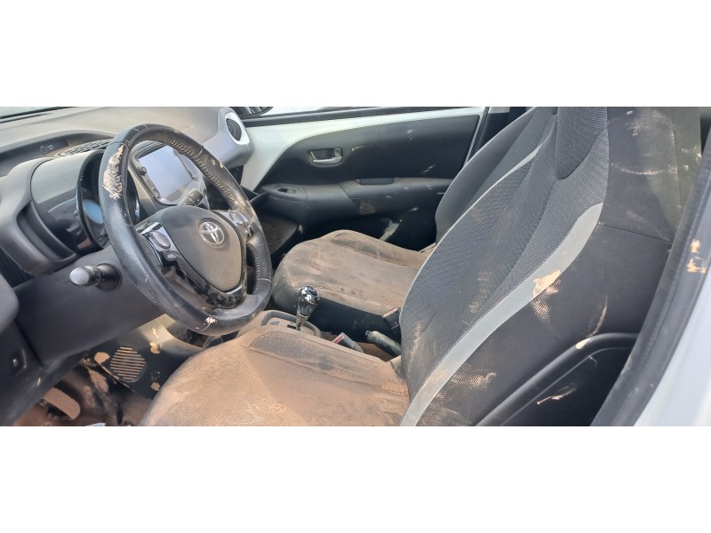 toyota aygo del año 2021