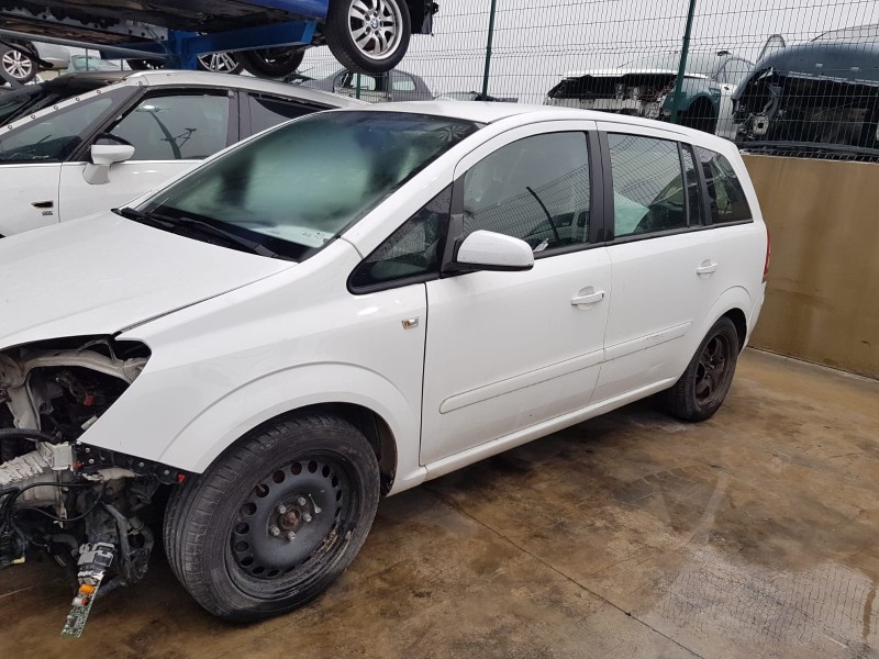 opel zafira b del año 2009
