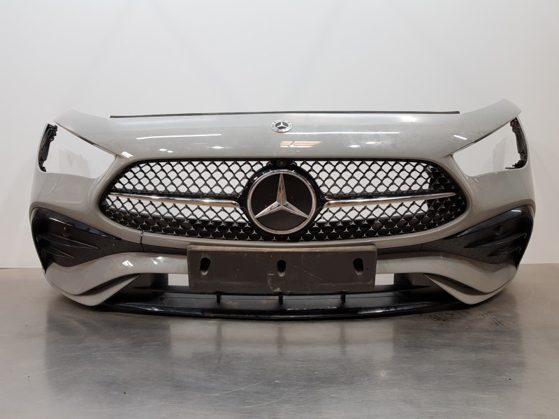 Recambio de paragolpes delantero para mercedes clase c (w206) 220 d referencia OEM IAM A23688556039999 A0008882300 A2368855603