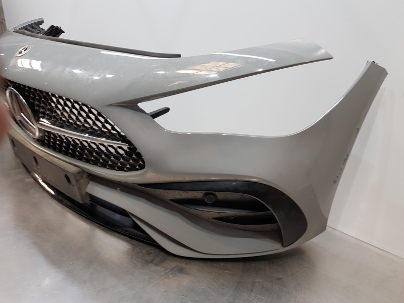 Recambio de paragolpes delantero para mercedes clase c (w206) 220 d referencia OEM IAM A23688556039999 A0008882300 A2368855603