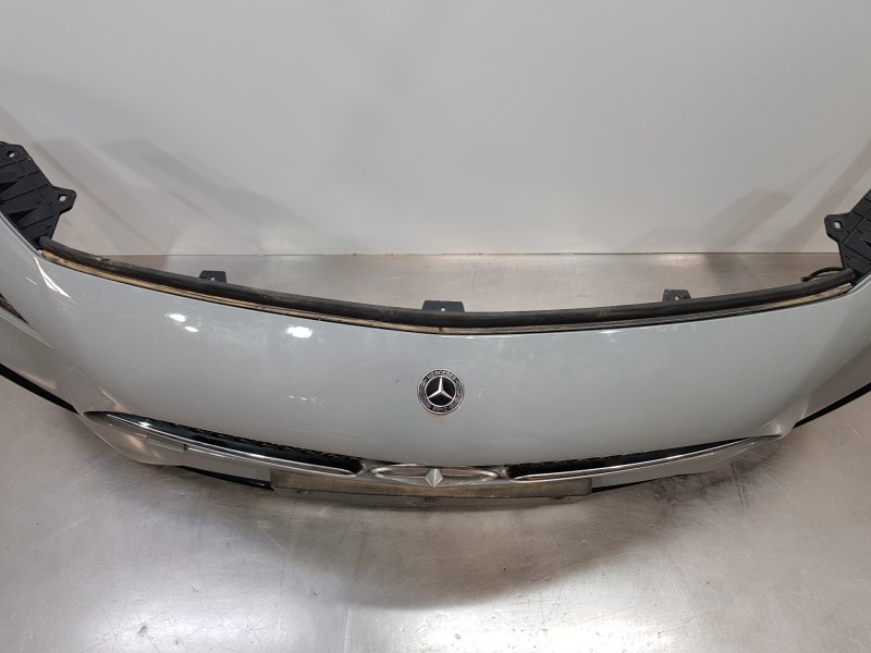 Recambio de paragolpes delantero para mercedes clase c (w206) 220 d referencia OEM IAM A23688556039999 A0008882300 A2368855603