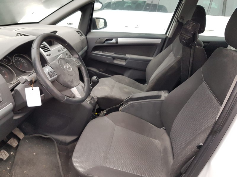 opel zafira b del año 2009