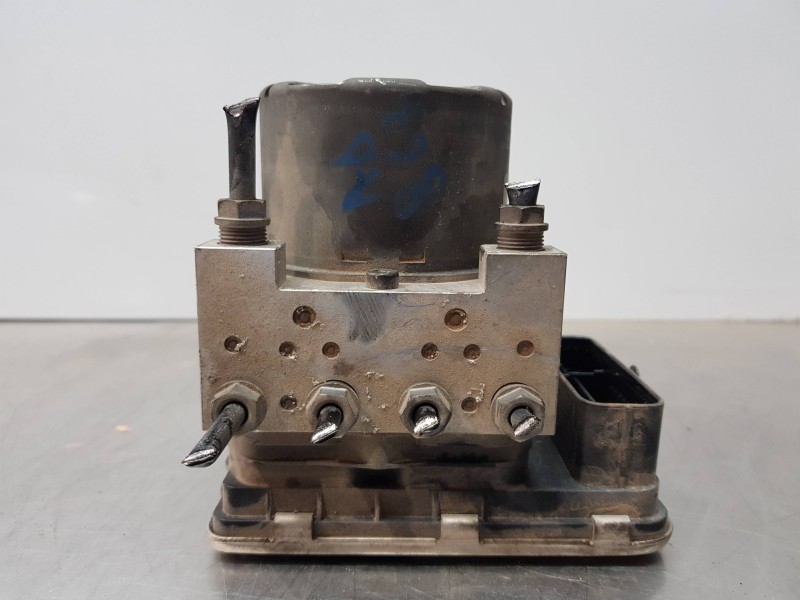 Recambio de abs para volkswagen caddy ocio trendline referencia OEM IAM 7E0614517M 10022008244  Recambio de abs para volkswagen caddy ocio trendline referencia OEM IAM 7E0614517M 10022008244