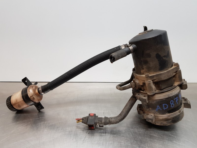 Recambio de bomba direccion para peugeot 106 (s2) max referencia OEM IAM 40079C 9641148480 