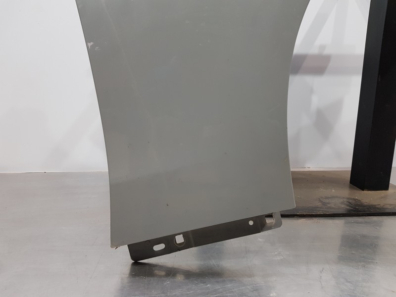 Recambio de aleta delantera derecha para mercedes clase c (w206) 220 d referencia OEM IAM A2368807200  