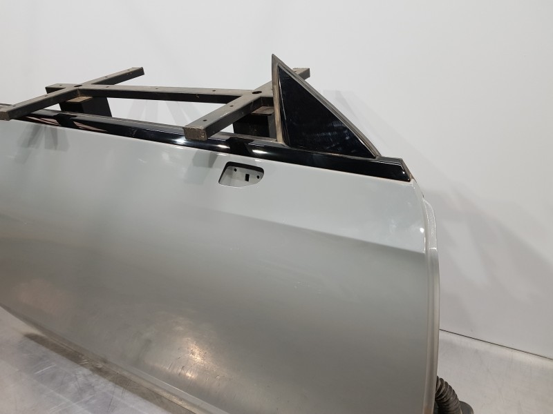 Recambio de puerta delantera derecha para mercedes clase c (w206) 220 d referencia OEM IAM A2367203000  