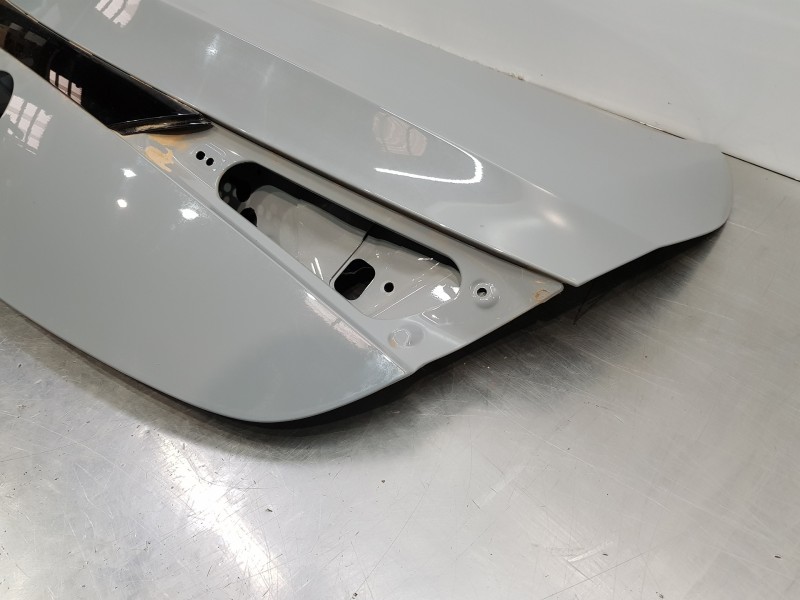 Recambio de porton trasero para mercedes clase c (w206) 220 d referencia OEM IAM A2367503000  