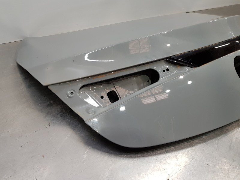 Recambio de porton trasero para mercedes clase c (w206) 220 d referencia OEM IAM A2367503000  