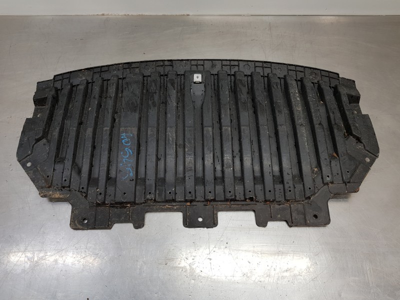 Recambio de cubrecarter para mercedes clase c (w206) 220 d referencia OEM IAM A2145202300  