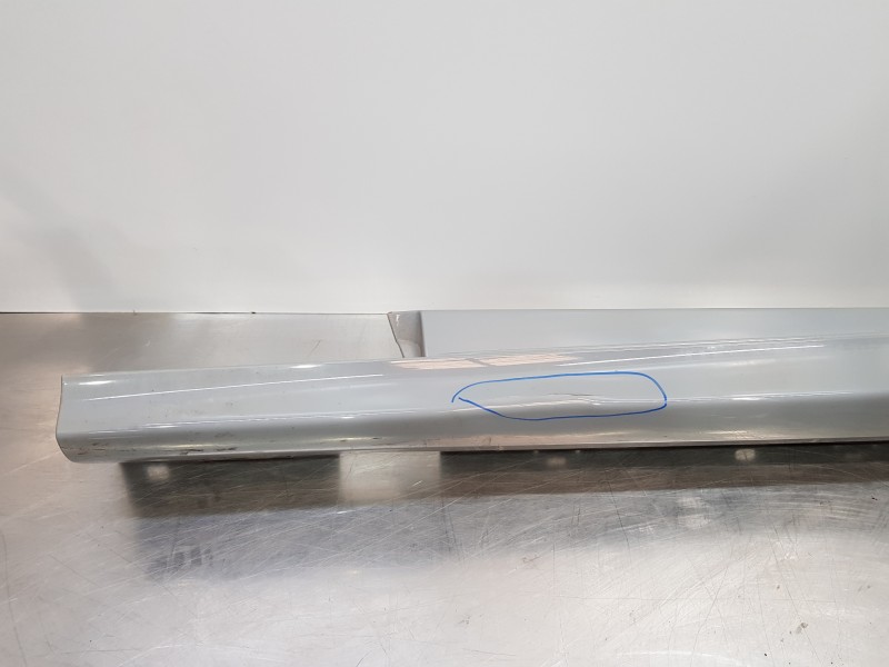 Recambio de faldon lateral para mercedes clase c (w206) 220 d referencia OEM IAM A23669801009999 A2366980100 