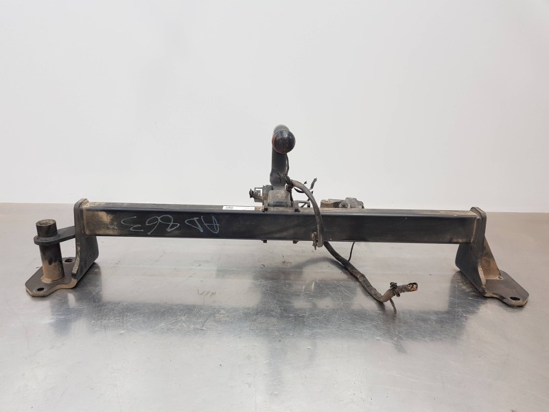 Recambio de enganche remolque para bmw x2 (f39) xdrive referencia OEM IAM 71606888477 71606883318 