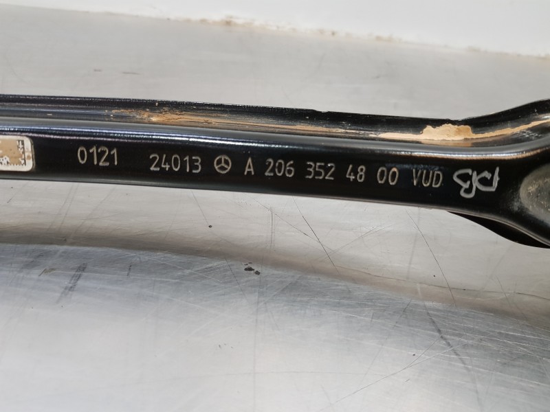 Recambio de barra torsion para mercedes clase c (w206) 220 d referencia OEM IAM A2063231900  