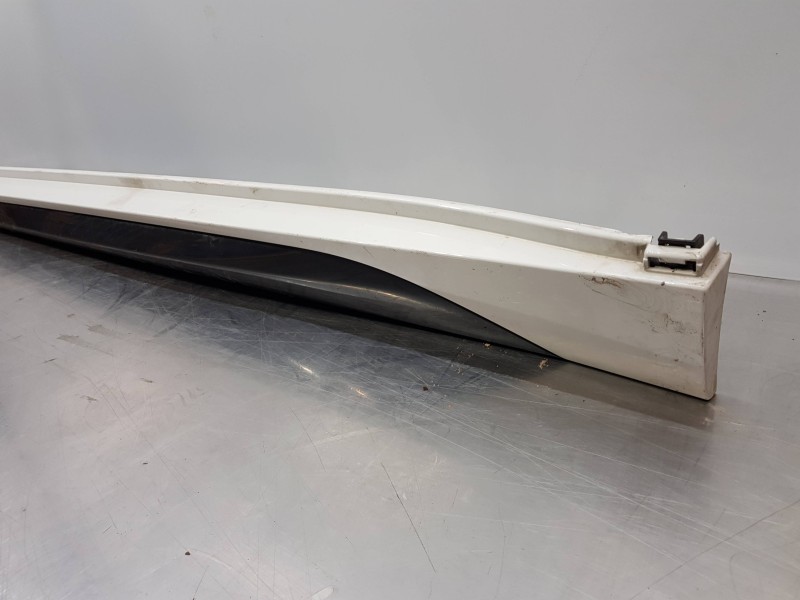 Recambio de faldon lateral para bmw x2 (f39) xdrive referencia OEM IAM 51778089915  