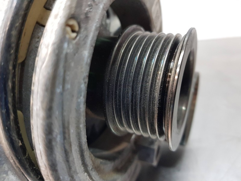 Recambio de alternador para bmw x2 (f39) xdrive referencia OEM IAM 12318627125 8627125 