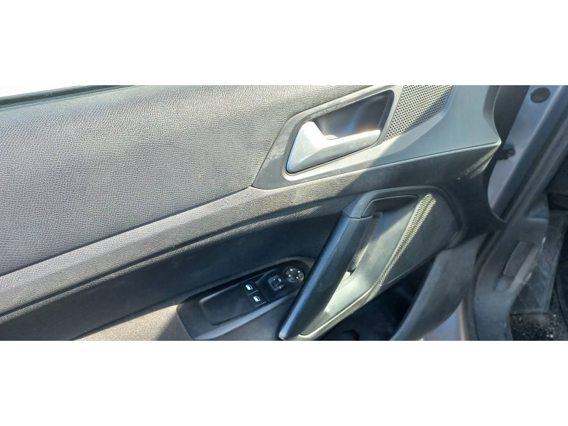 peugeot 308 sw del año 2018