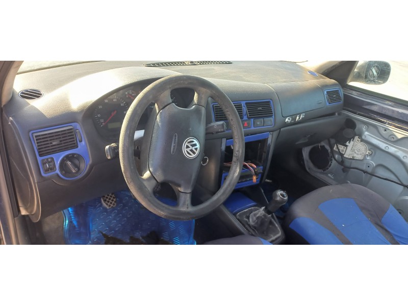 volkswagen golf iv berlina (1j1) del año 1999